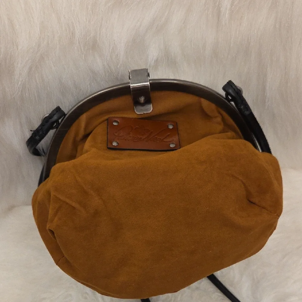 Patricia Nash Black Crossbody Bag with Vintage Design - Picture 6 of 8